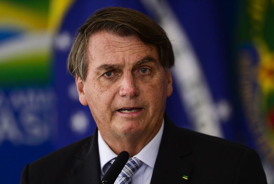 Bolsonaro volta a atacar o passaporte da covid: “É um crime”