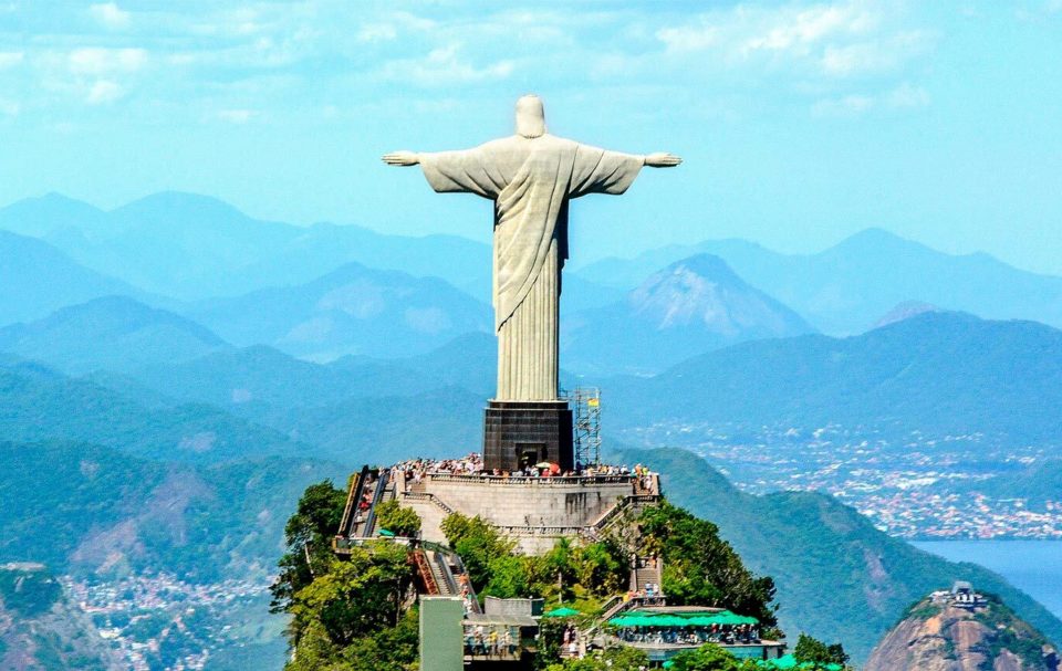 Disputa pelo Cristo Redentor vira caso de polícia