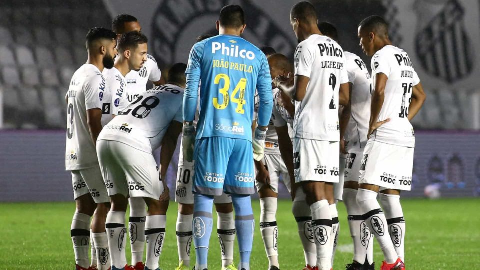 Santos perde novamente para o Athletico-PR e é eliminado