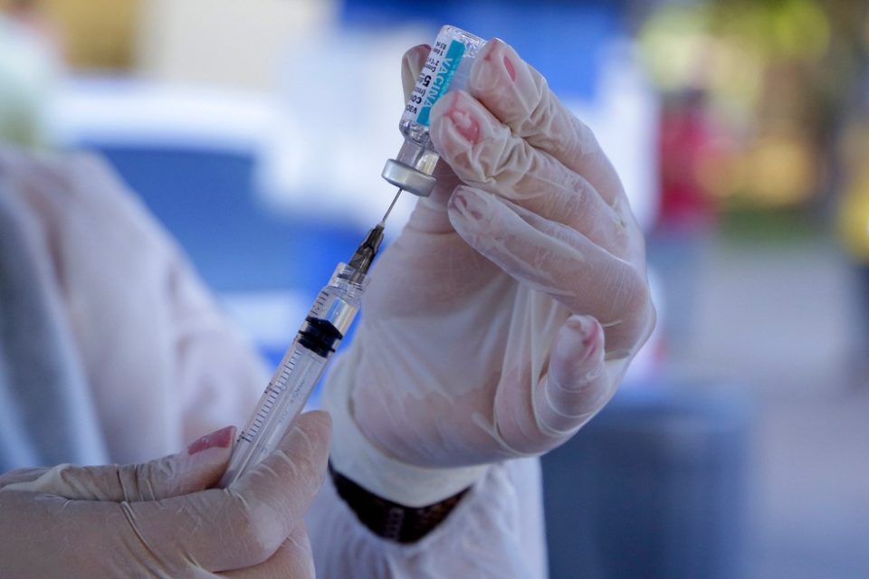 Orçamento de 2022 prevê R$ 3,9 bilhões para vacinação