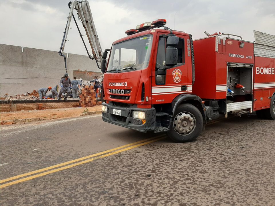 Funcionário morre após muro desabar em Tupã
