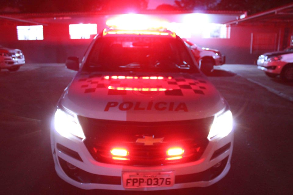 PM apreende máquina caça-níquel em bar na zona Norte