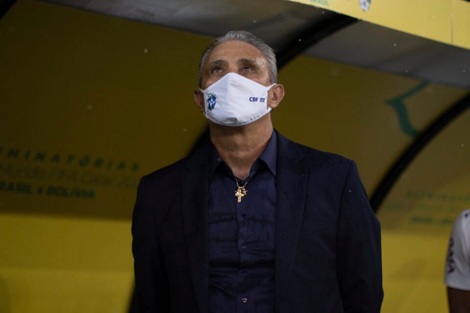 Tite define neste sábado se mantém testes na seleção brasileira