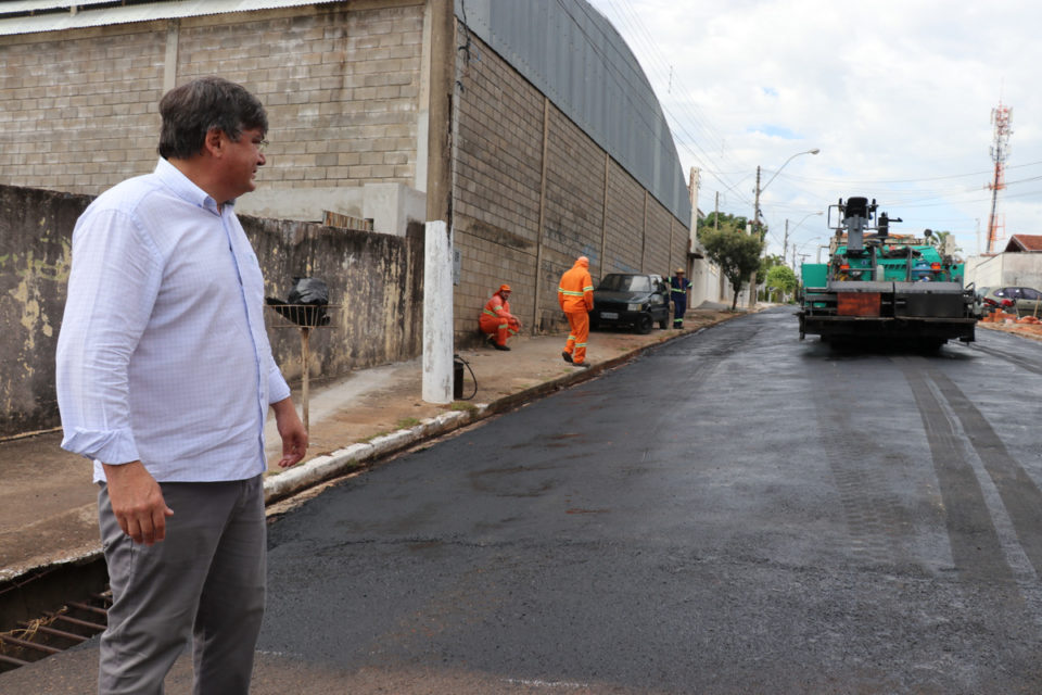 Marília ganha R$ 30 mi para asfalto e Parque Tecnológico