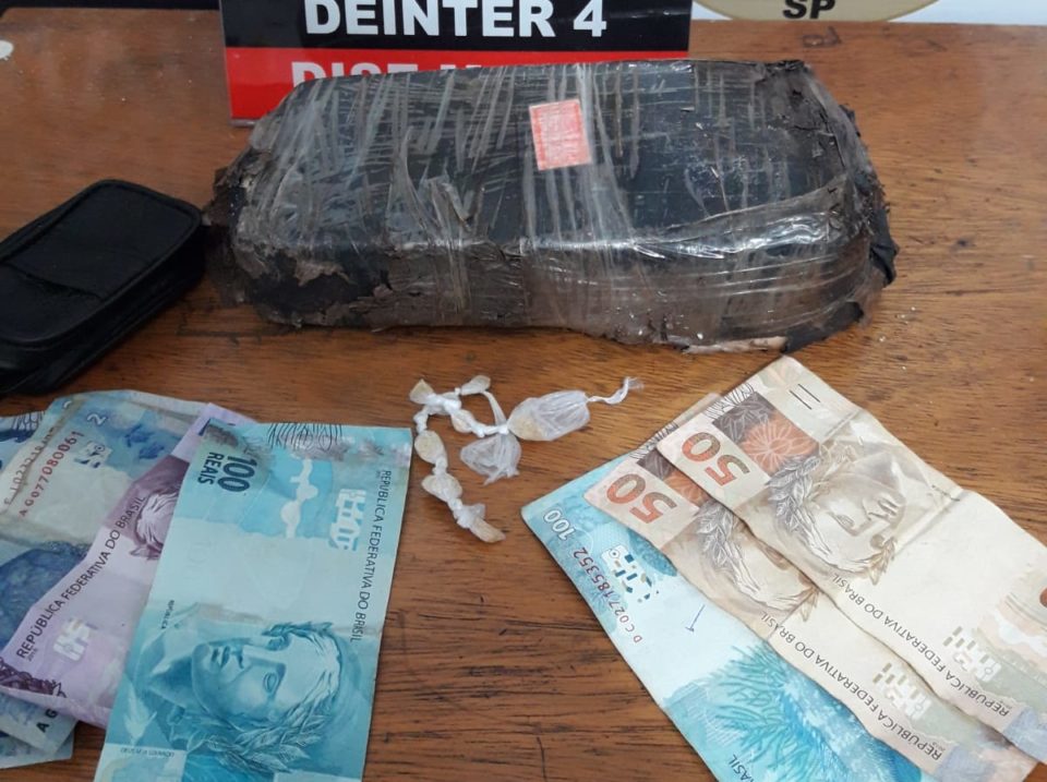 Dise prende dupla com drogas e dinheiro na Vila Barros