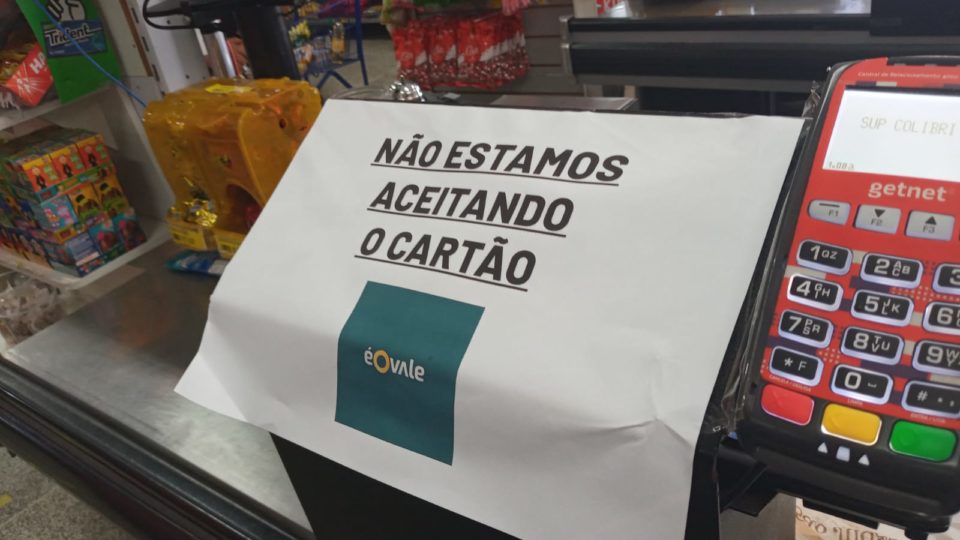 Rejeição de vale-alimentação em mercados gera queixas