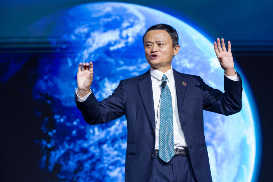 Fundador do Alibaba reaparece após meses de sumiço
