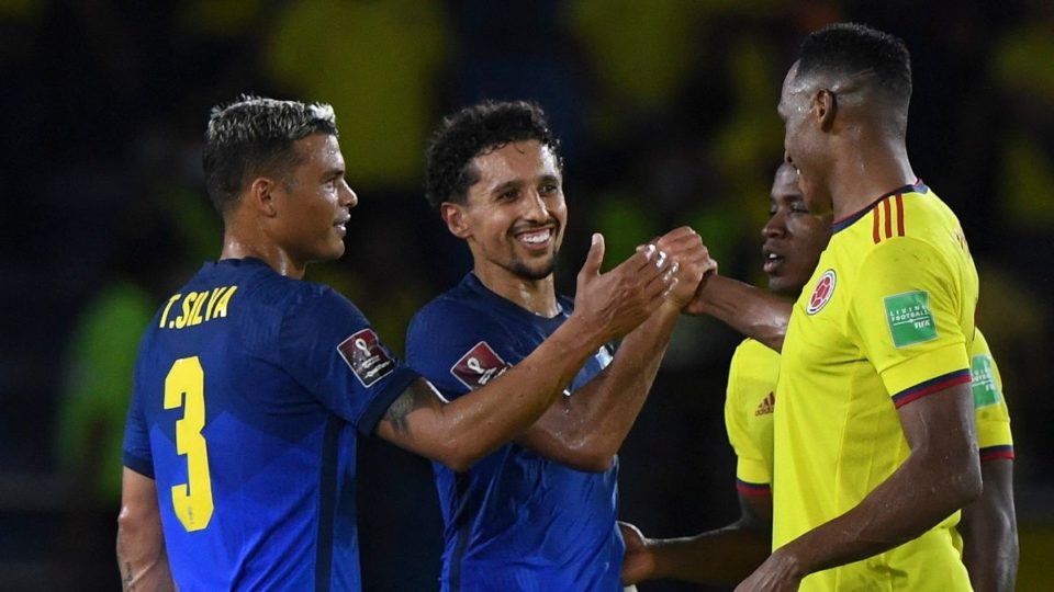 Tite celebra entrada de jovens na seleção e elogia partida
