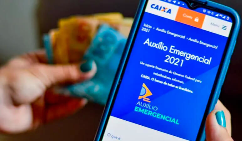 Governo avalia prorrogar auxílio emergencial