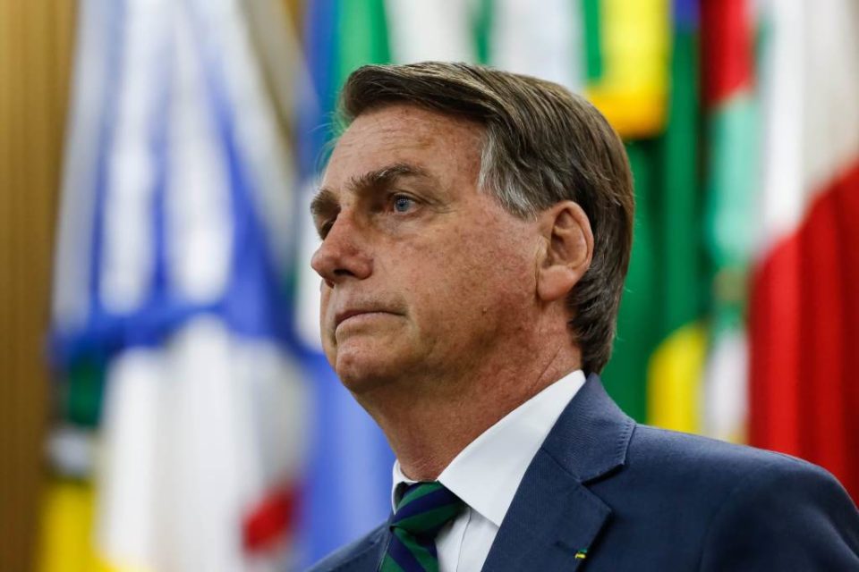 Governo propõe incluir Auxílio Brasil em Plano Plurianual