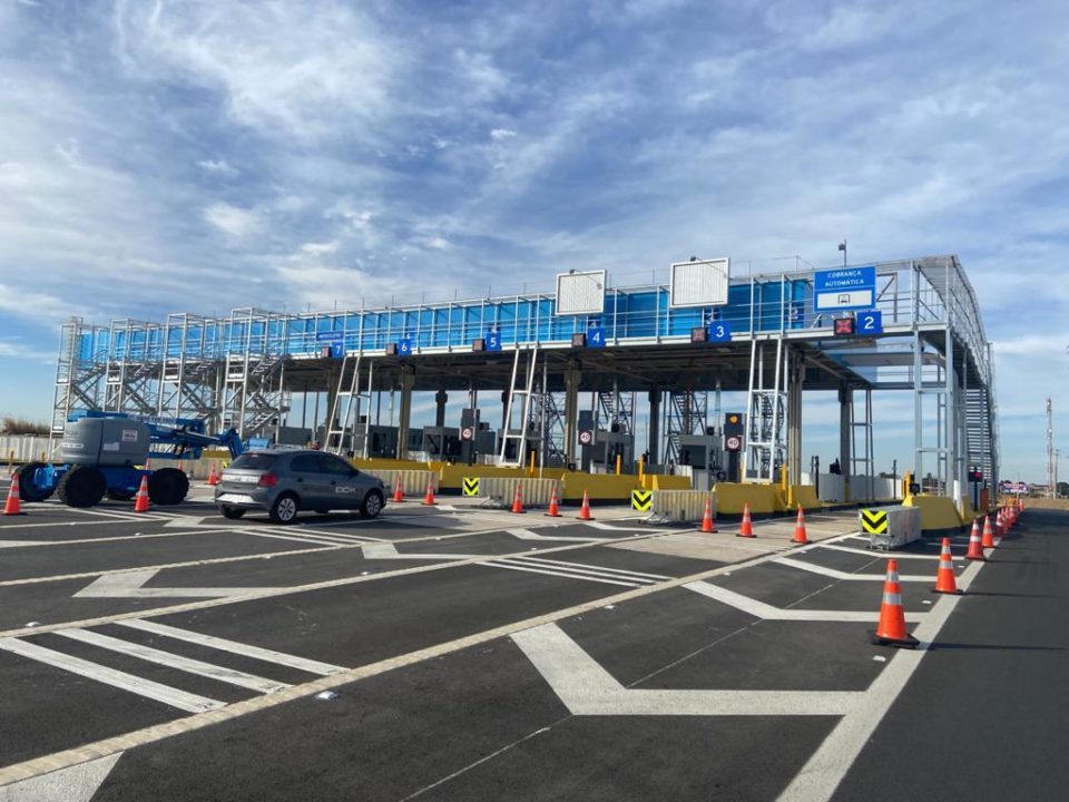 Trio armado roubar pedágio em Garça