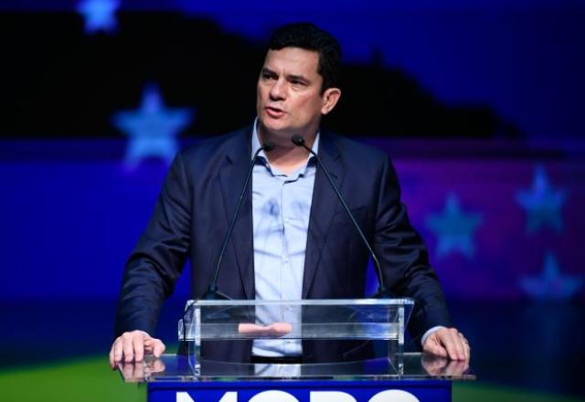 Moro delega articulação política a presidente do Podemos