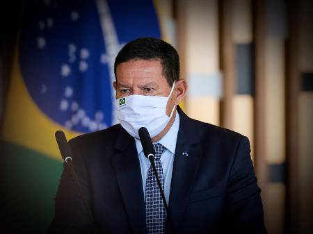 Mourão aposta que Mendonça será aprovado pelo Senado