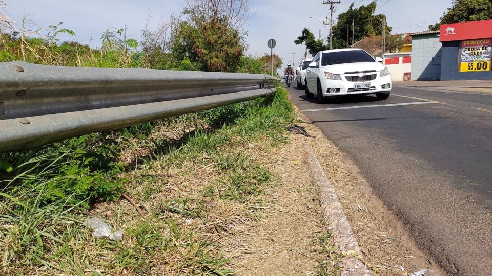 MP-SP investiga irregularidades e falta de calçada em Marília