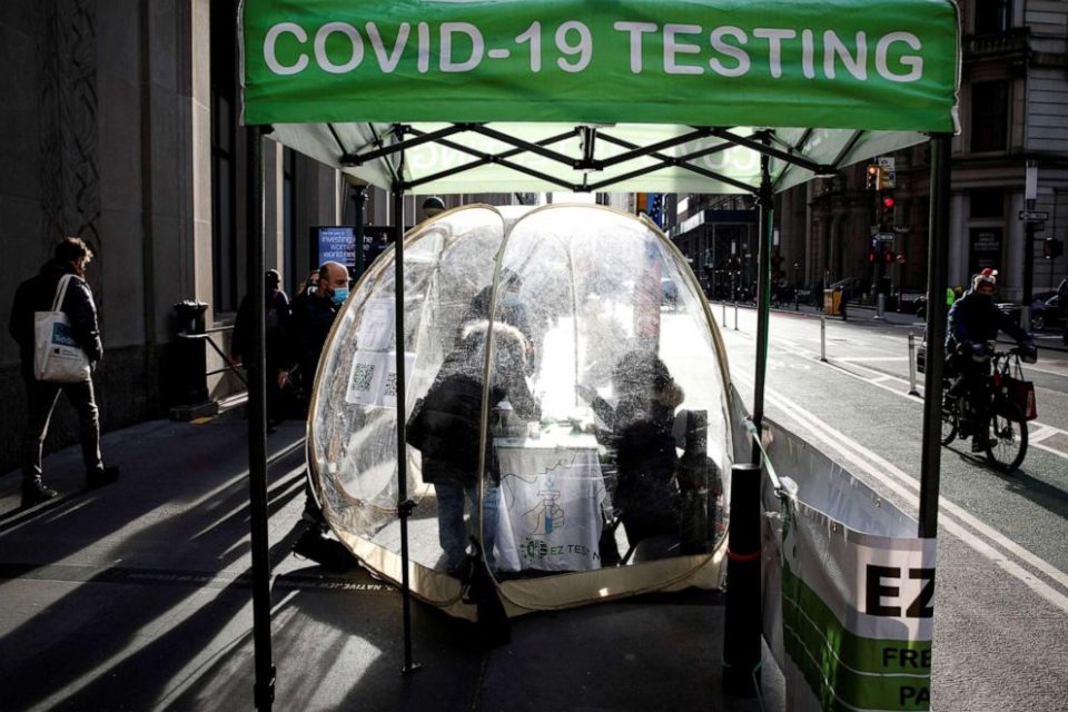 São Paulo estuda instalar tendas de testagem de covid-19