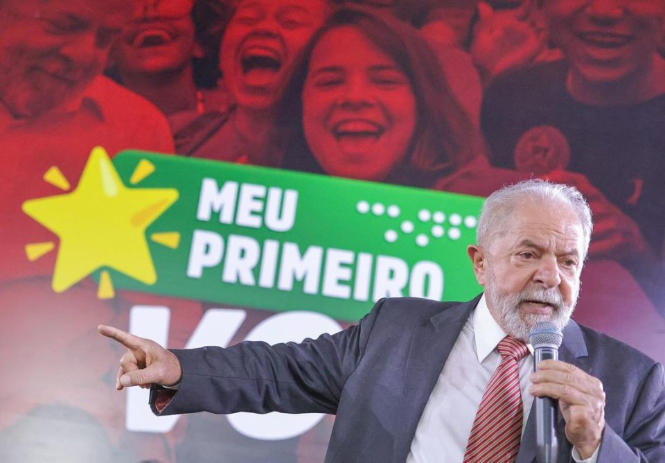 Pré-campanha de Lula nas redes sociais foca nos jovens