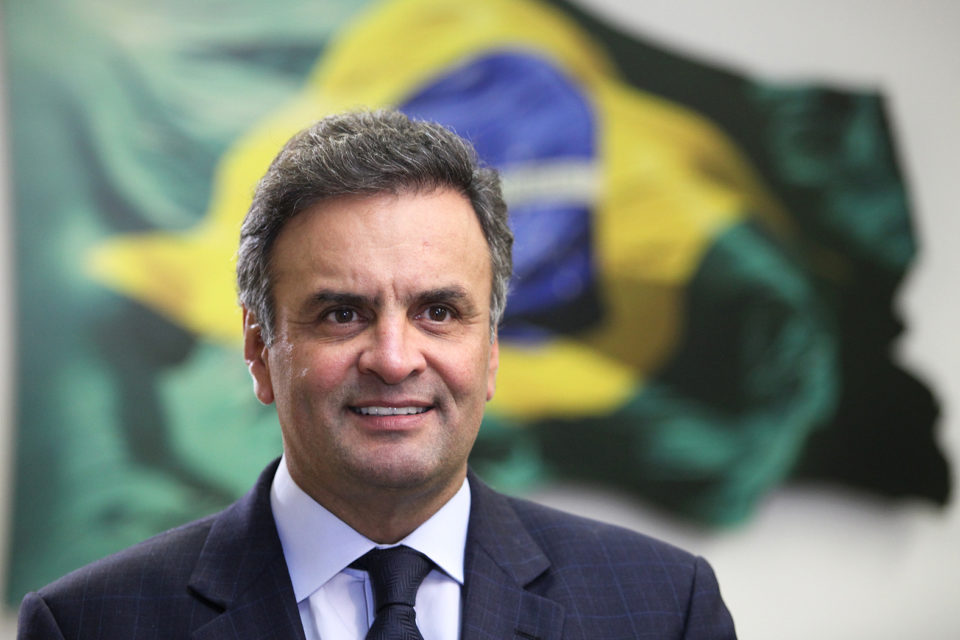 Aécio: ‘Lula é um cara bacana para sentar e tomar cachaça’