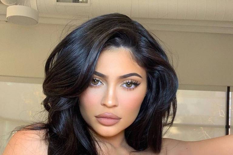 Kylie Jenner alcança 300 milhões de seguidores no Instagram