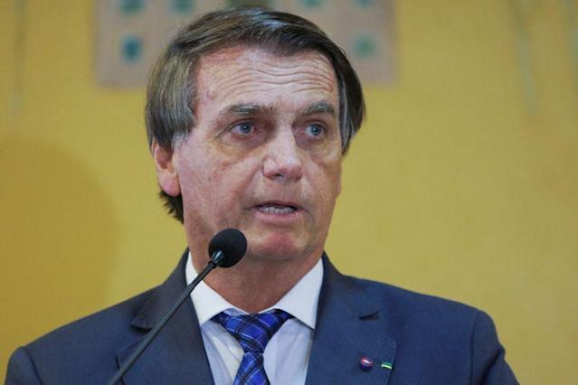 Bolsonaro sanciona Orçamento de 2022 com vetos parciais