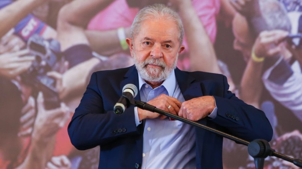 Lula e Sérgio Moro sobem o tom a nove meses da eleição