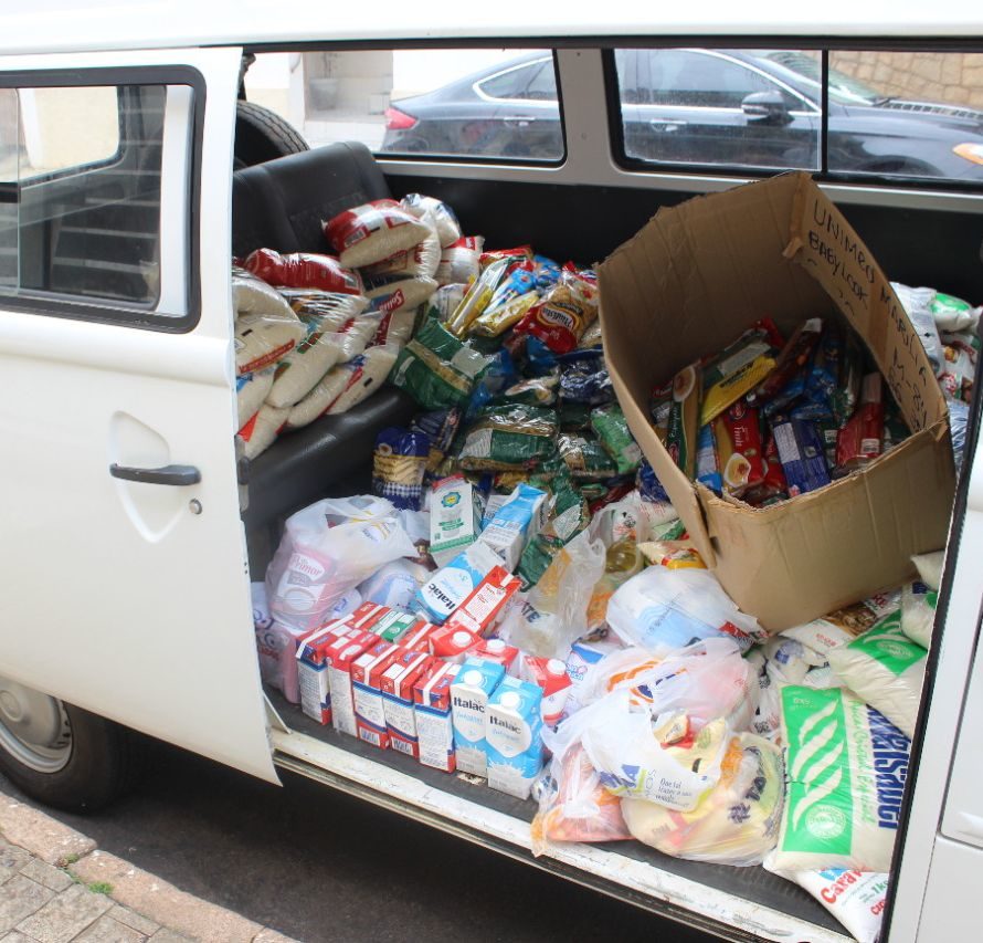 Fundo recebe 670 kg de alimentos arrecadados na São Silvestre