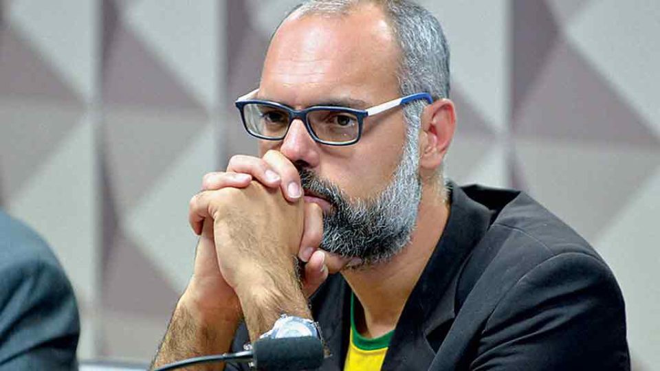 Evento da direita terá bolsonarista foragido Allan dos Santos