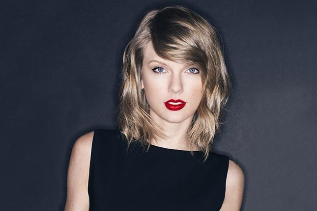 Taylor Swift lança remix de um de seus maiores sucessos