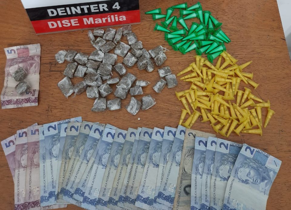 Dise detém dois com drogas na zona Norte