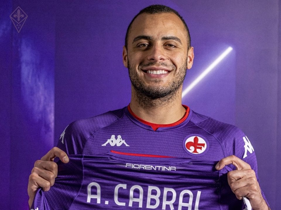 Arthur Cabral deixa o Basel, da Suíça, e assina com a Fiorentina