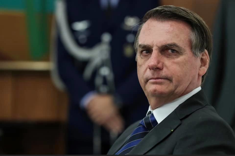 Bolsonaro ataca Lula e diz que reeleição de petista seria ‘crime’