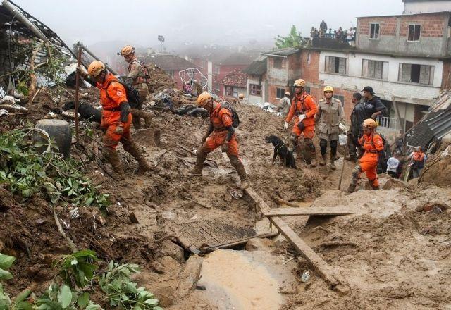 Só 1/3 das cidades sob risco tem alerta para enchentes