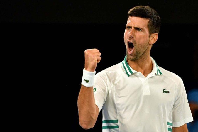 Djokovic vence Musetti em Dubai em sua volta às quadras