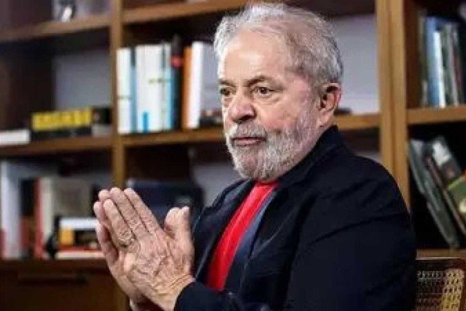 Petistas alvo de investigação aconselham Lula