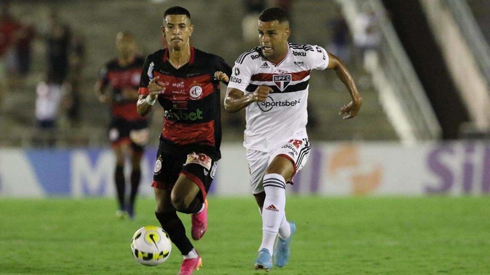 São Paulo empata sem gols com o Campinense