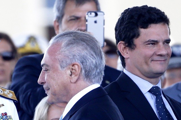 Temer recebe Moro e sugere que ele faça contato com políticos