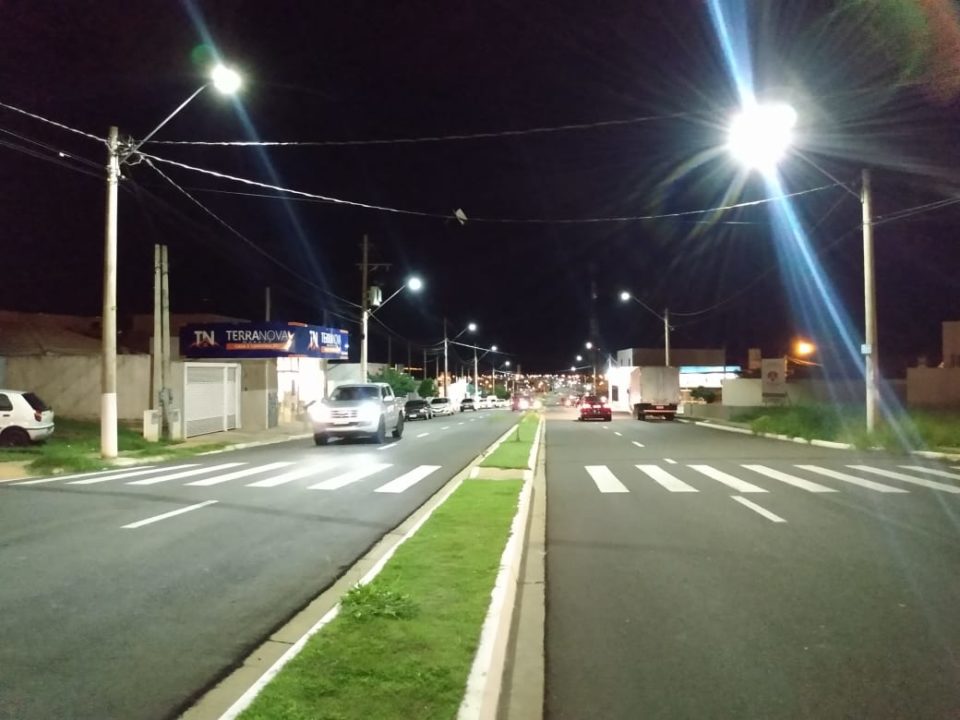 Prefeitura dá início à modernização da iluminação na zona Norte