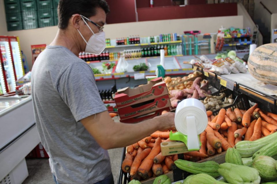 Com alta de até 149%, preços de hortifrútis disparam