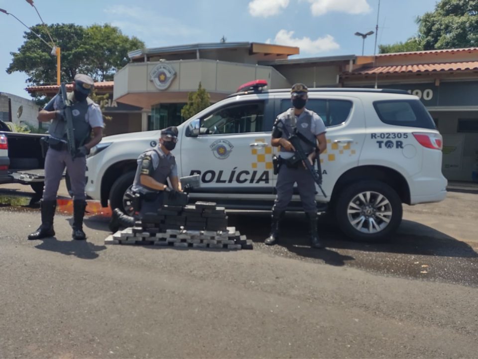 TOR apreende 50kg de cocaína em fundo falso de veículo