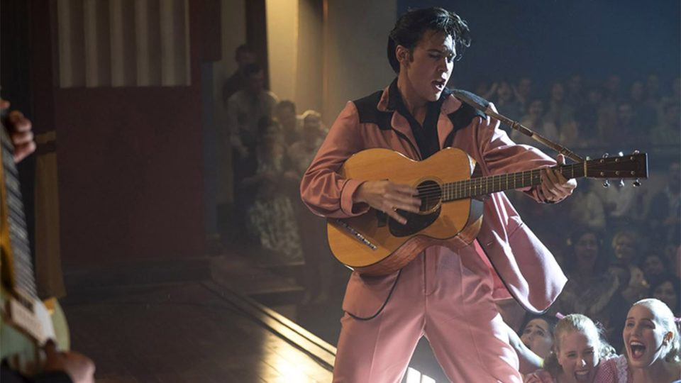 Filme sobre vida de Elvis Presley ganha trailer