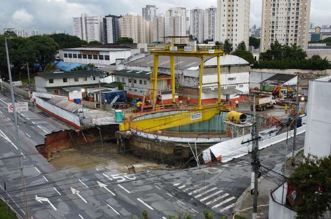 Relatório já dizia que área de obras de metrô era frágil