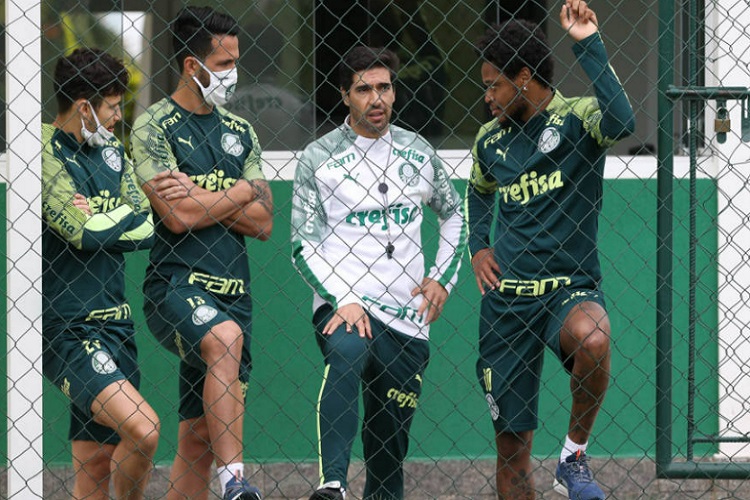 Abel confirma proposta de renovação com o Palmeiras