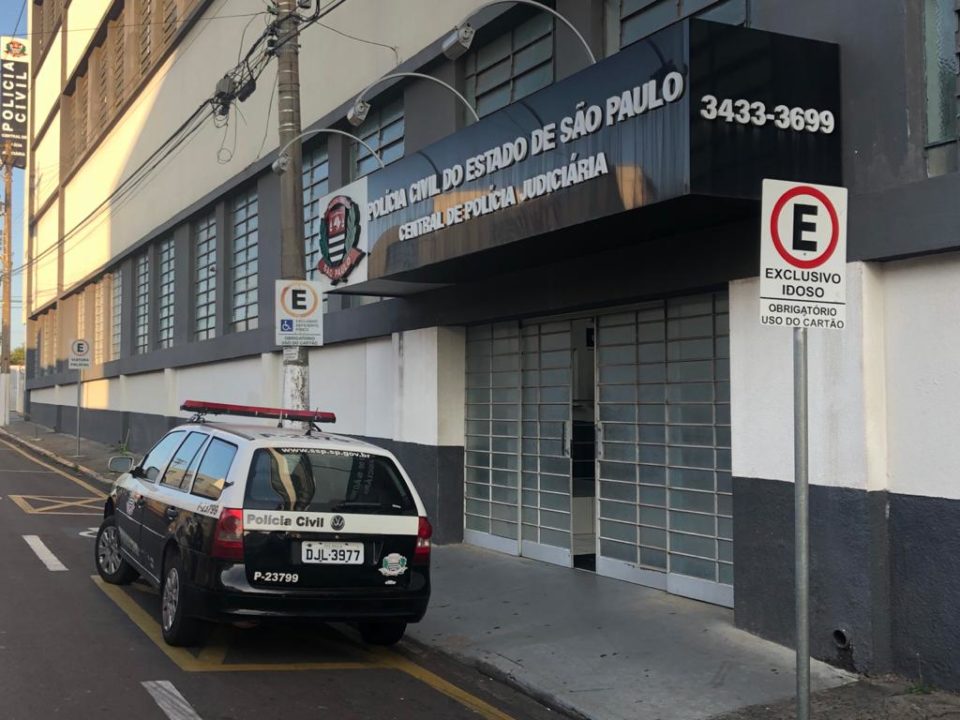 Moto é furtada em frente a posto de saúde no Planalto