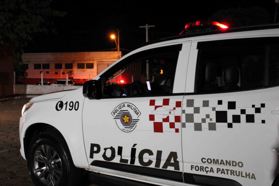 PM flagra dois por embriaguez ao volante no feriado