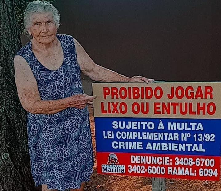 Idosa supera perda, adota praça e dá exemplo