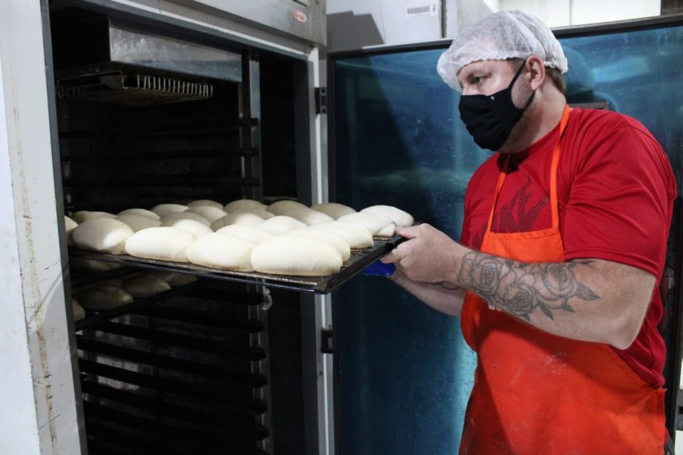 Disparada no preço trigo deve provocar aumento no pão francês