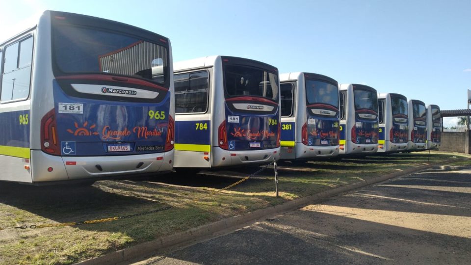 Novos ônibus chegam a Marília para início das operações