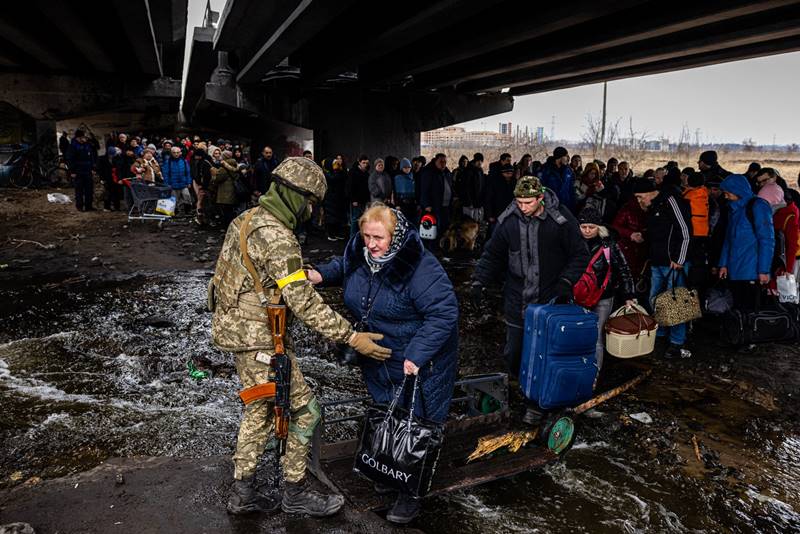 Rússia abre corredores humanitários na Ucrânia