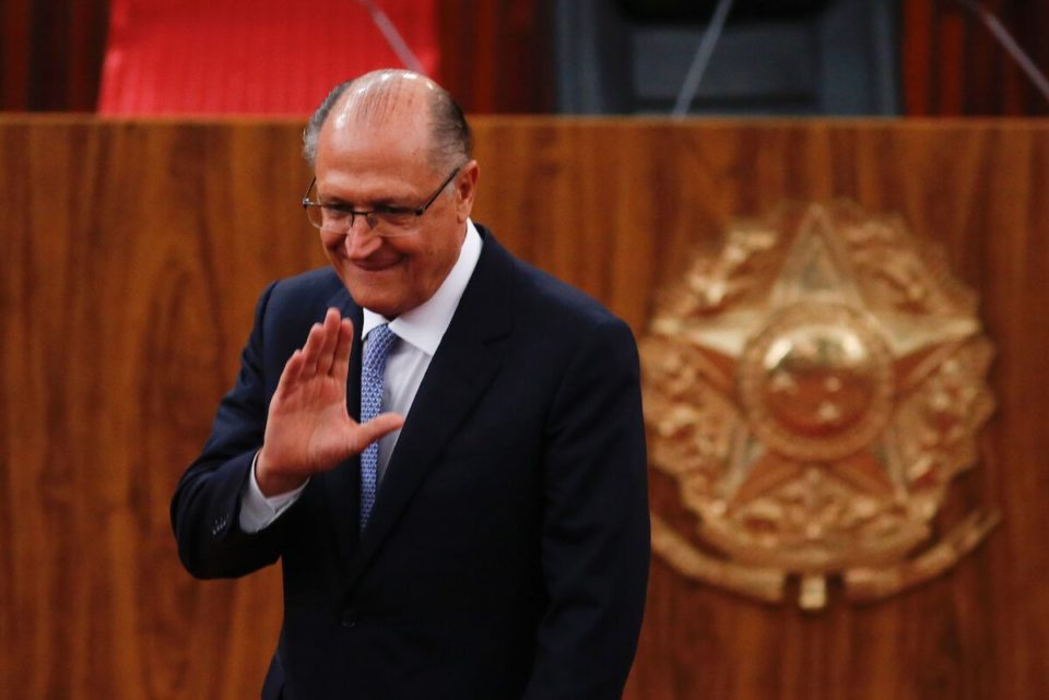 Geraldo Alckmin acerta filiação ao PSB para ser vice de Lula