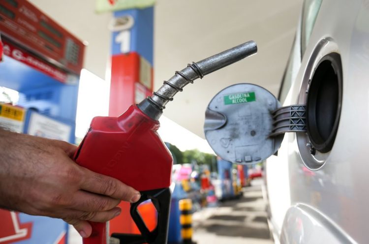 Nova alta no preço da gasolina: São Paulo bate recorde