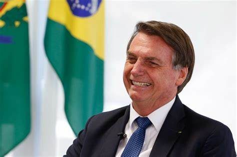 Bolsonaro diz que Viagra do Exército é para hipertensão